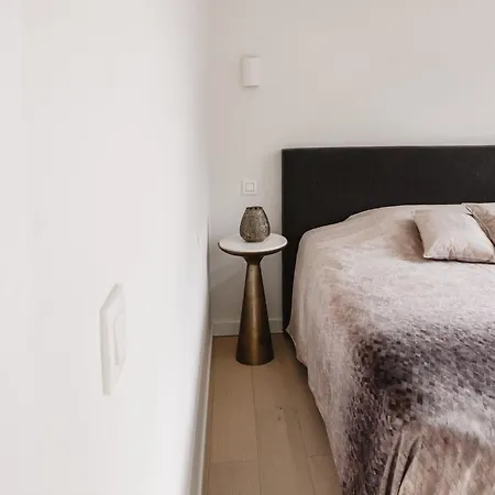 Brand New Apartment Sint-Niklaas Exterior photo
